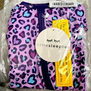 Little sleepies zippy wild hearts PREEMIE